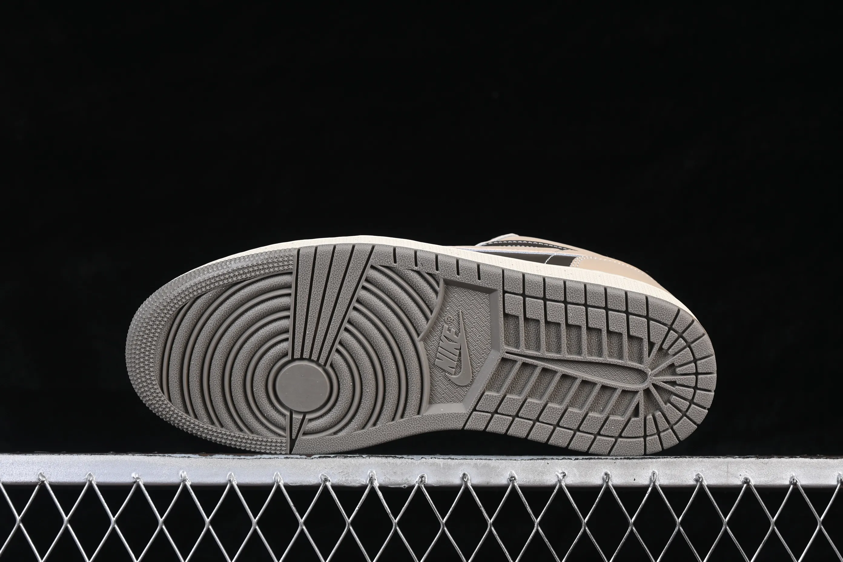 All categories Air Jordan Jordan series basketball shoes Air Jordan 1 Low Air Jordan 1 Low AJ1 Joe 1 black brown low-top cultural casual sneakers IB7011-001